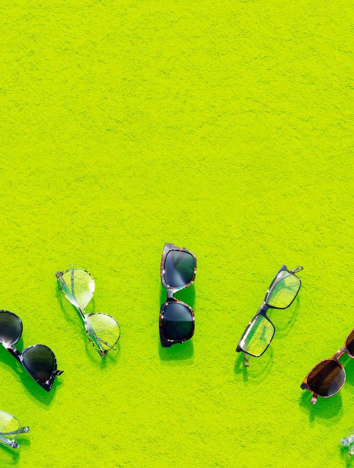 2 for 1 including sunglasses