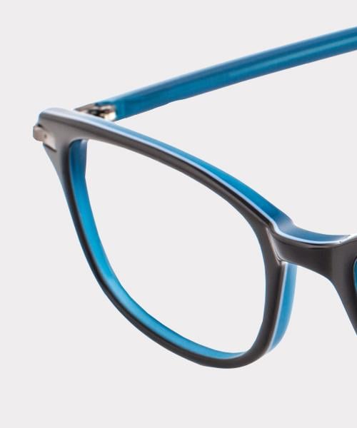 Glasses Buyer's Guide Specsavers UK